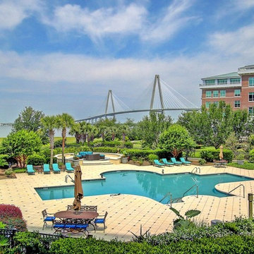 222 S Plaza Court