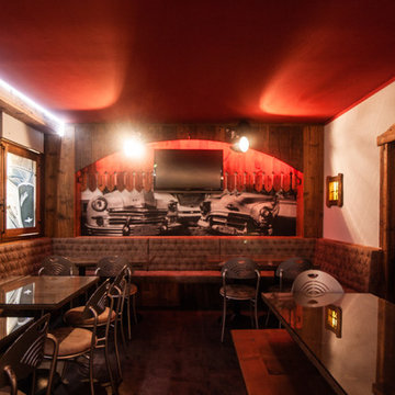 Garage Bar