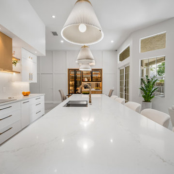 Spacious Transitional Kitchen with Seamless Flow