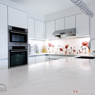 Small Richmond Hill Space