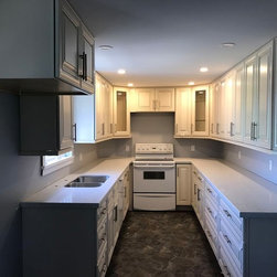 CREAM GLAZE MAPLE KITCHEN - Products