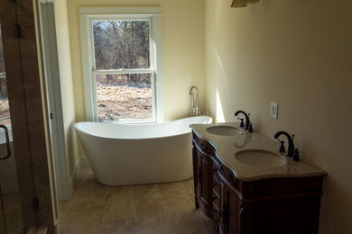 Bathroom - modern bathroom idea in New York