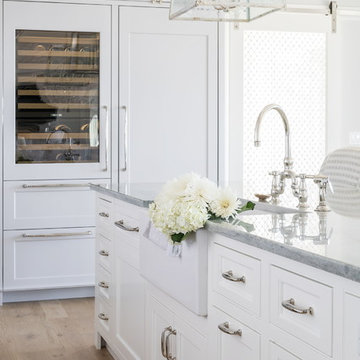 Transitional shingle style waterfront