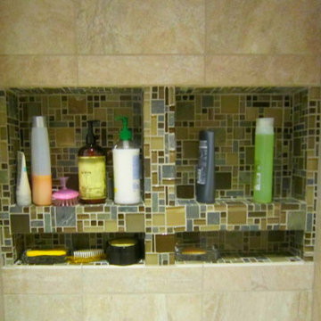 River Forest Bathroom - Shower Niche