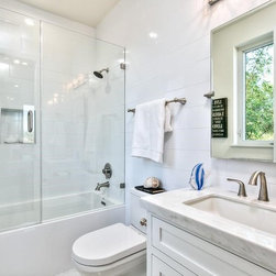 2523 Amherst - Products