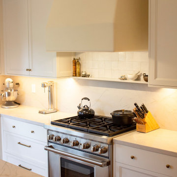 Las Canoas Kitchen