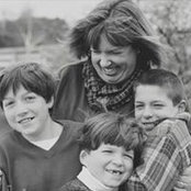 Sharon Connolly's photo