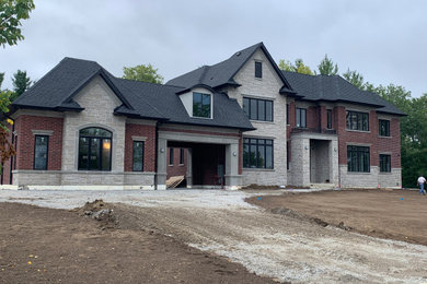Inspiration for a timeless home design remodel in Toronto