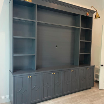 Entertainment Units / Living Rooms