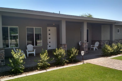 Elegant home design photo in Phoenix