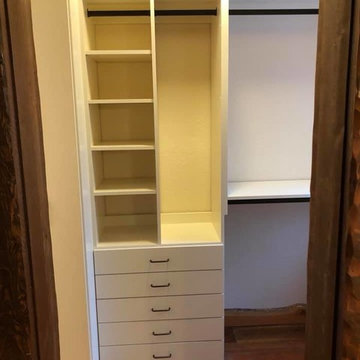 Maximizing Closet Use in Small Place