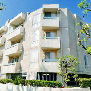 Apartment Complex- Los Angeles