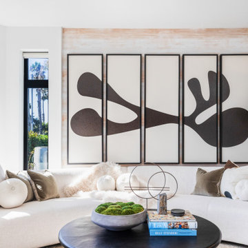 Santa Monica, CA. Beach front, cozy contemporary design