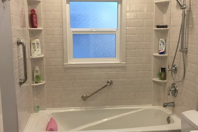 Example of a bathroom design in Vancouver