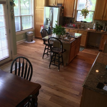 Pre-Finished Engineered Hand Scrape Hickory Hardwood Flooring Project
