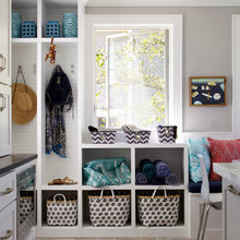 Beach house mud room/pool