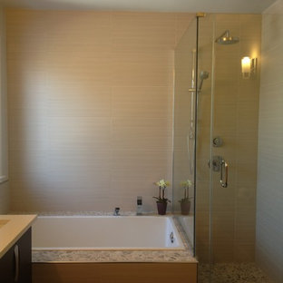 Bäder mit Korkboden und Quarzit-Waschtisch Ideen, Design & Bilder