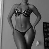 Monique De Leons foto
