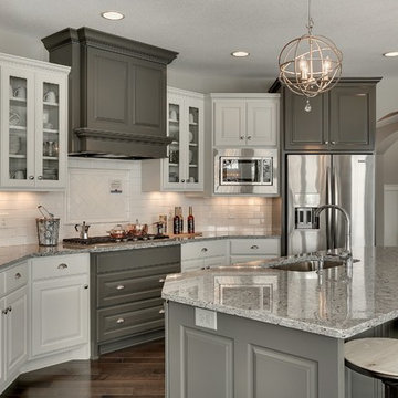 Kitchen - The Meadows Model – 2014 Spring Parade