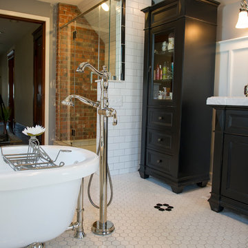 German Village Full Bath