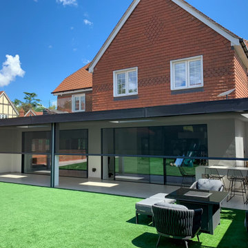 Solar Screens Complete Stylish Extension in Hertfordshire