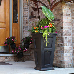 Outdoor Decor - Outdoor Decor