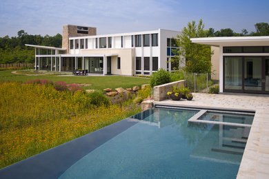 Pool - modern infinity pool idea in DC Metro