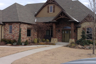 Inspiration for a timeless exterior home remodel in Oklahoma City