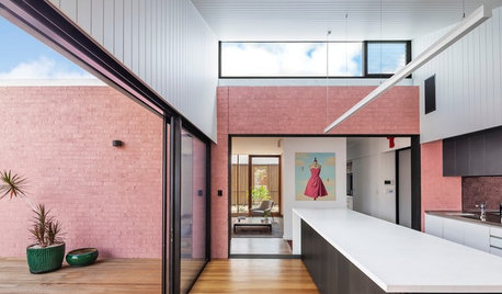 Picture Perfect: 35 Exquisite Interiors Embracing Shades of Pink