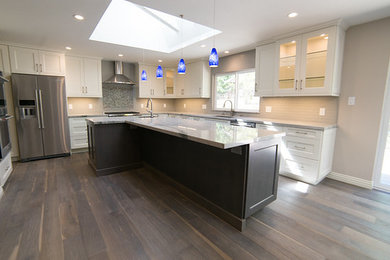 Example of a transitional kitchen design in San Francisco