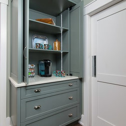 Greenhut - Wine And Bar Cabinets
