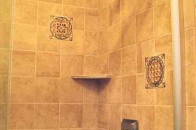 Reinhardt Bathroom