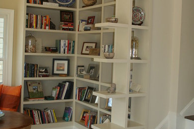 Inspiration for a transitional home office remodel in Atlanta