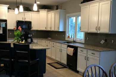 Inspiration for a modern kitchen remodel in New York