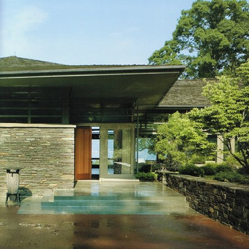 Hudson River Modern