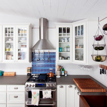 kitchen crown molding