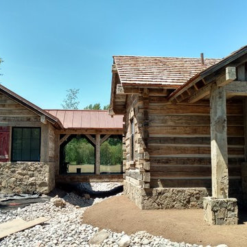 Rustic American Log Stack Siding Jackson, WY