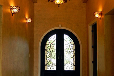 Entryway - mediterranean entryway idea in New Orleans