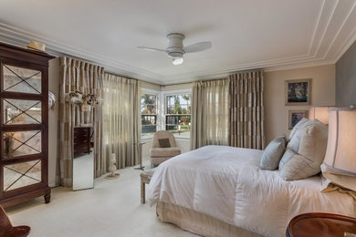 Bedroom photo in Los Angeles