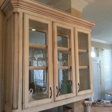 Cabinet Painting and Refinishing