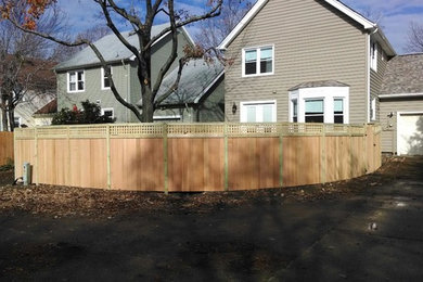 6' Dogear pine fence with 4' walk gate