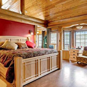 Bindloss Log Home & Getaway Cabin