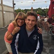 Julie Myett's photo