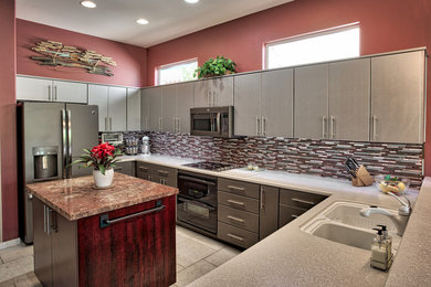 Kitchen - kitchen idea in Los Angeles