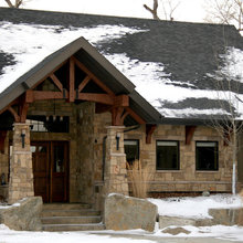 Gable Bracing for lake elevation