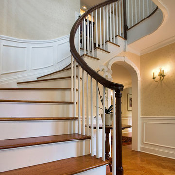 Colonial Revival