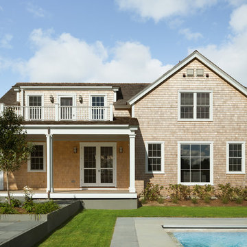 Dionis Compound