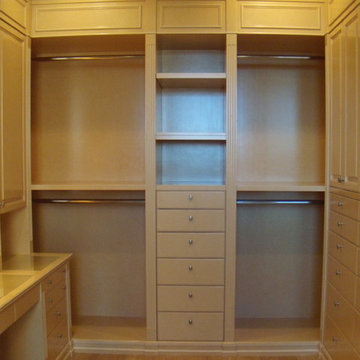 Custom Walk-In Closet