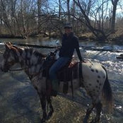 Shelby Bluthardt's photo