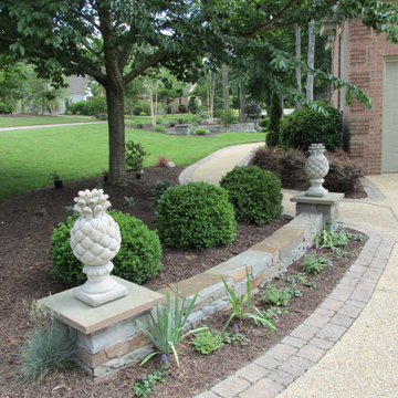ACCENTS GIVE A LANDSCAPE PERSONALITY